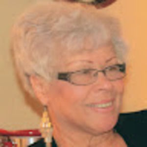 Meet your Posher, Claudia